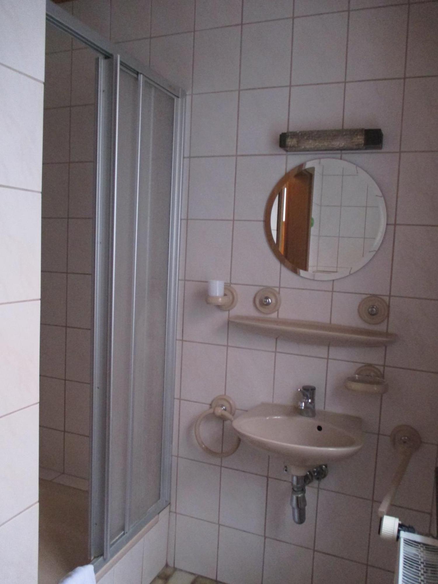 Weingut Und Gaestehaus Vongerichten Oberhausen  Dış mekan fotoğraf